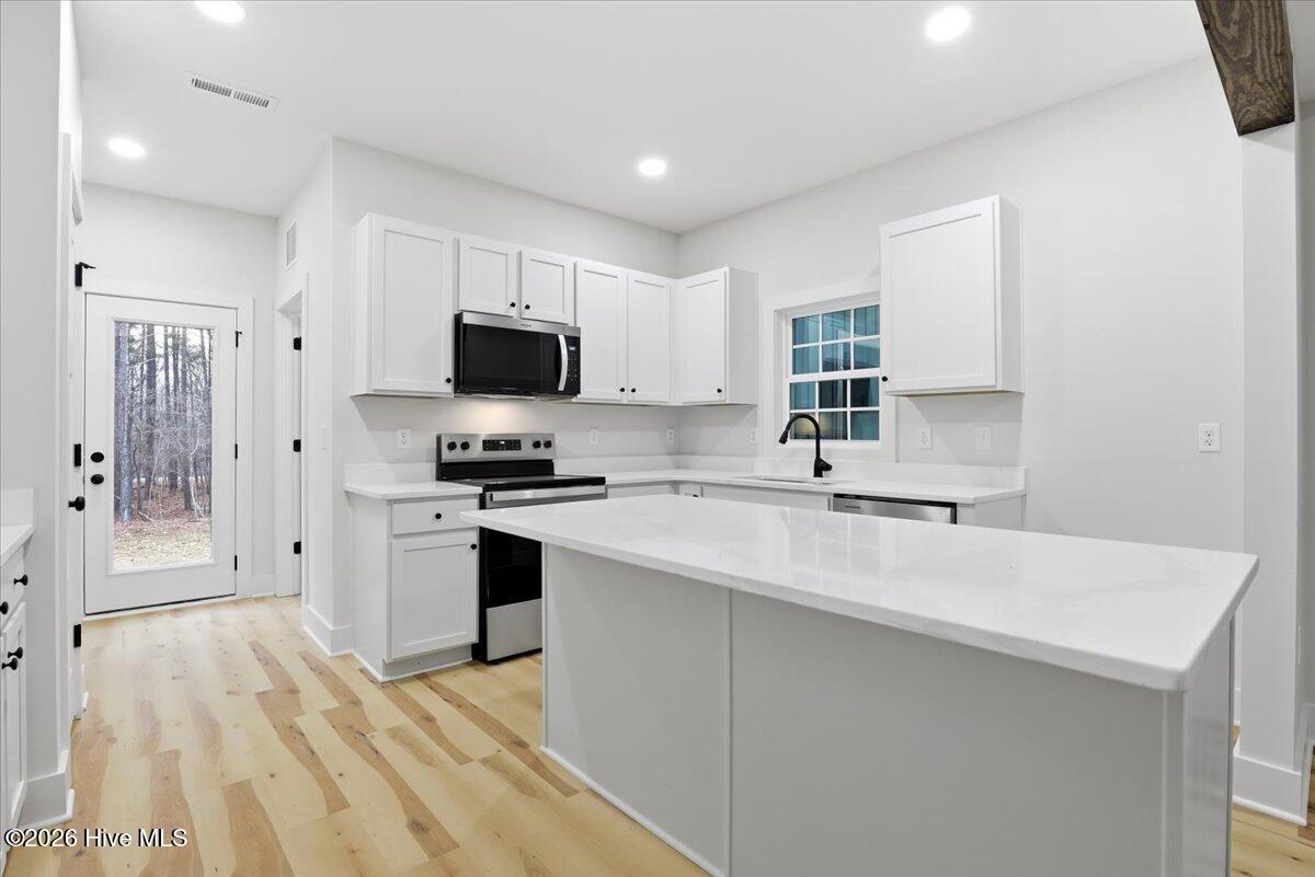 805 Jasmine Road Fuquay-Varina, NC 27526 - Photo 3 of 17 Gallery Image 3