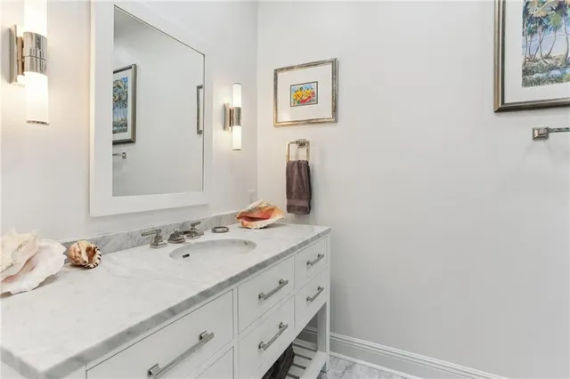 $975,000 | 411 Focis Street, Metairie, LA 70005