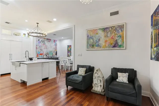 $975,000 | 411 Focis Street, Metairie, LA 70005