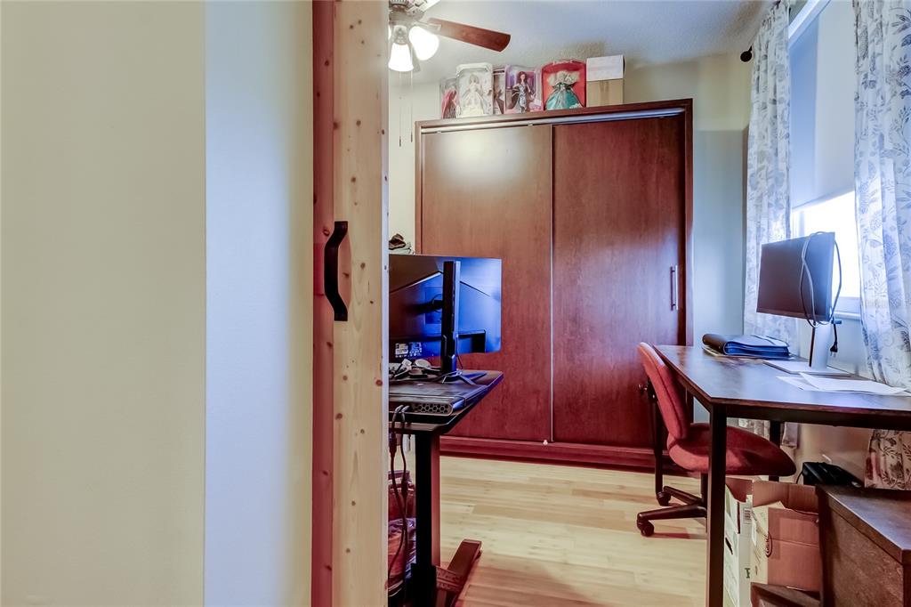 6205 Shoreline Drive, Unit 1304 Seminole, FL 33708 - Photo 39 of 57 a view of a room with gym equipment