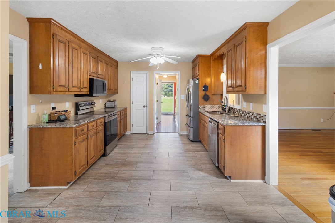 7346 Joseph Lewis Road Gloucester Point, VA 23062 - Photo 14 of 51
