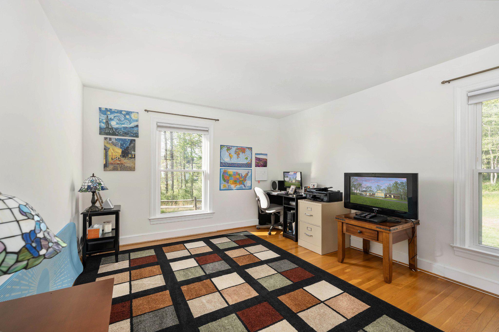 5699 Red Brick Road Warrenton, VA 20187 - Photo 28 of 35 3rd Bedroom