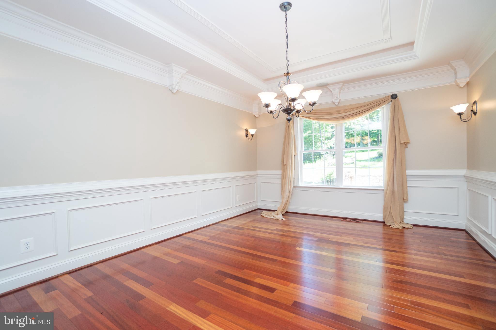 7165 Dudie Road Marshall, VA 20115 - Photo 19 of 68 Formal Dining Room