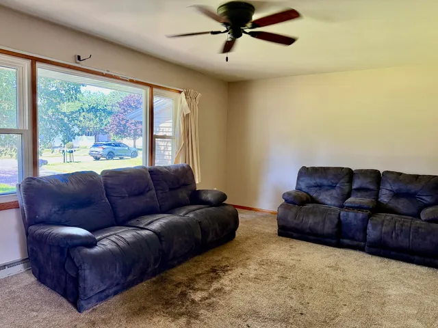 $183,000 | 1557 Ivy Lane, Manistee, MI 49660