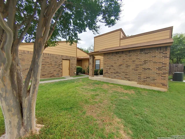 $1,275 | 8714 Welles Hbr Circle, San Antonio, TX 78240