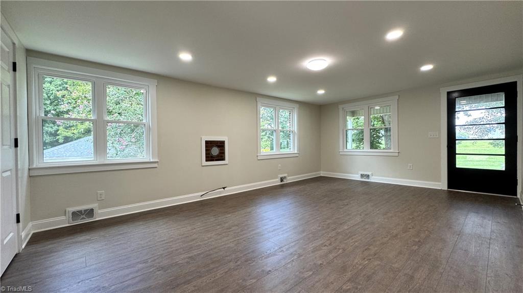 790 Mountain Park Road State Road, NC 28676 - Photo 18 of 40 Primary Bedroom