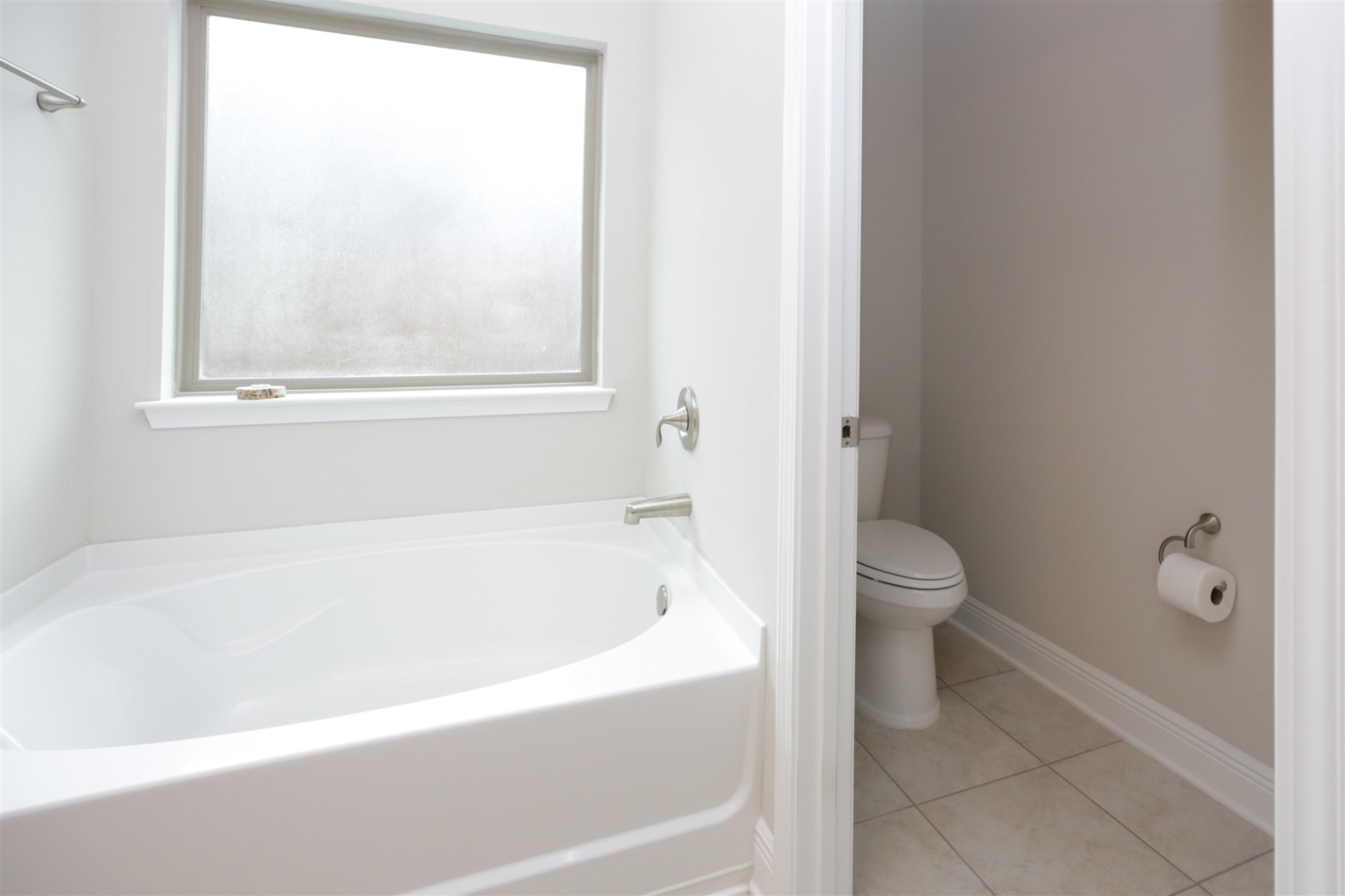 8009 Woodbrook Road Pensacola, FL 32526 - Photo 14 of 49 Gallery Image 14