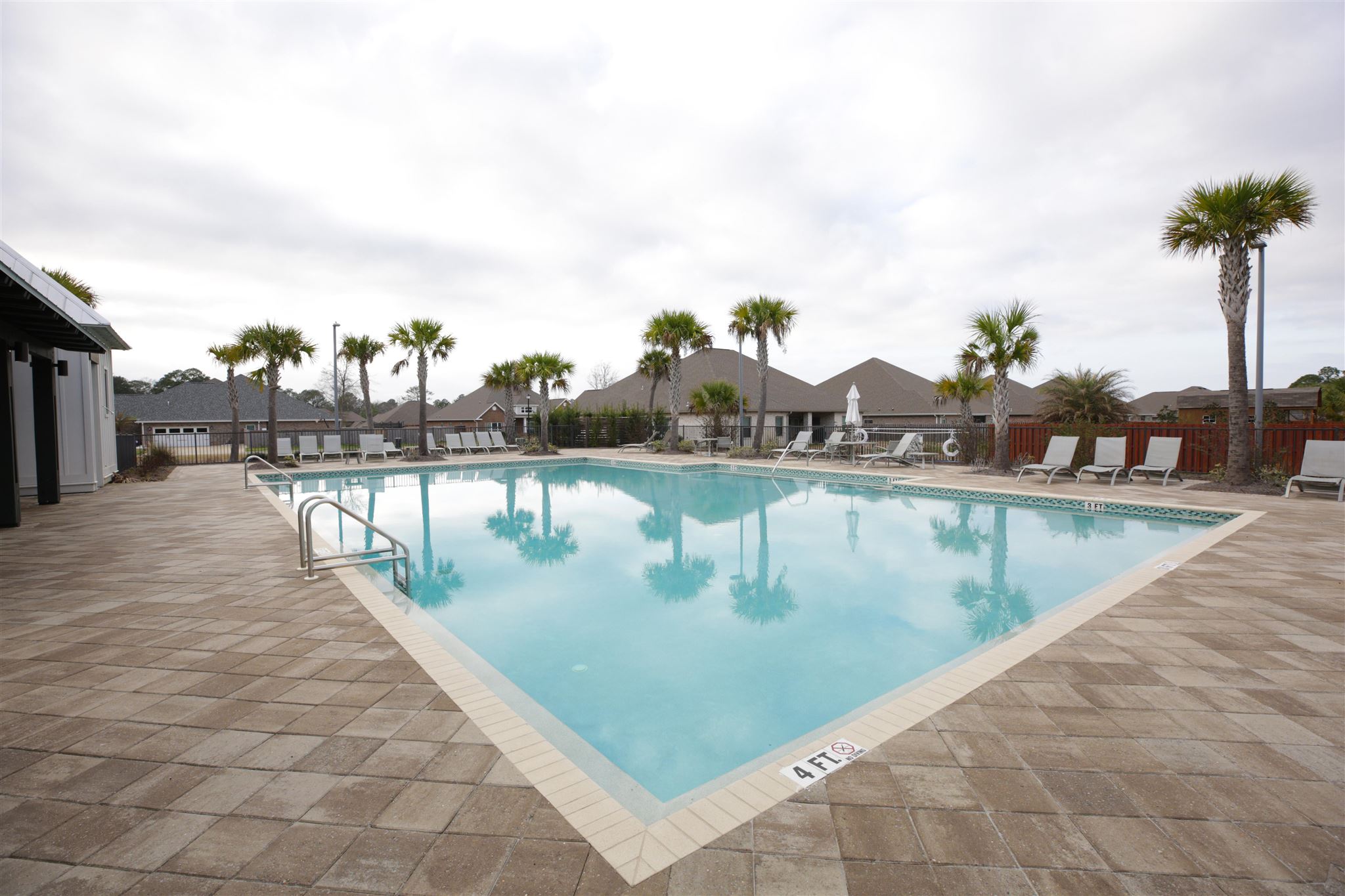8009 Woodbrook Road Pensacola, FL 32526 - Photo 48 of 49 Gallery Image 48