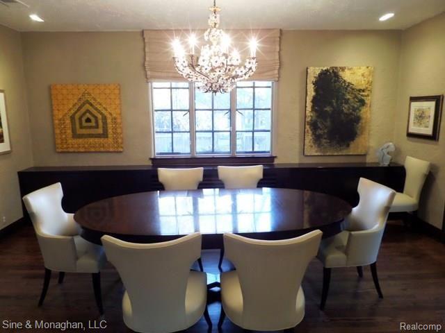 775 Rivenoak Street Birmingham, MI 48009 - Photo 13 of 40 DINING ROOM