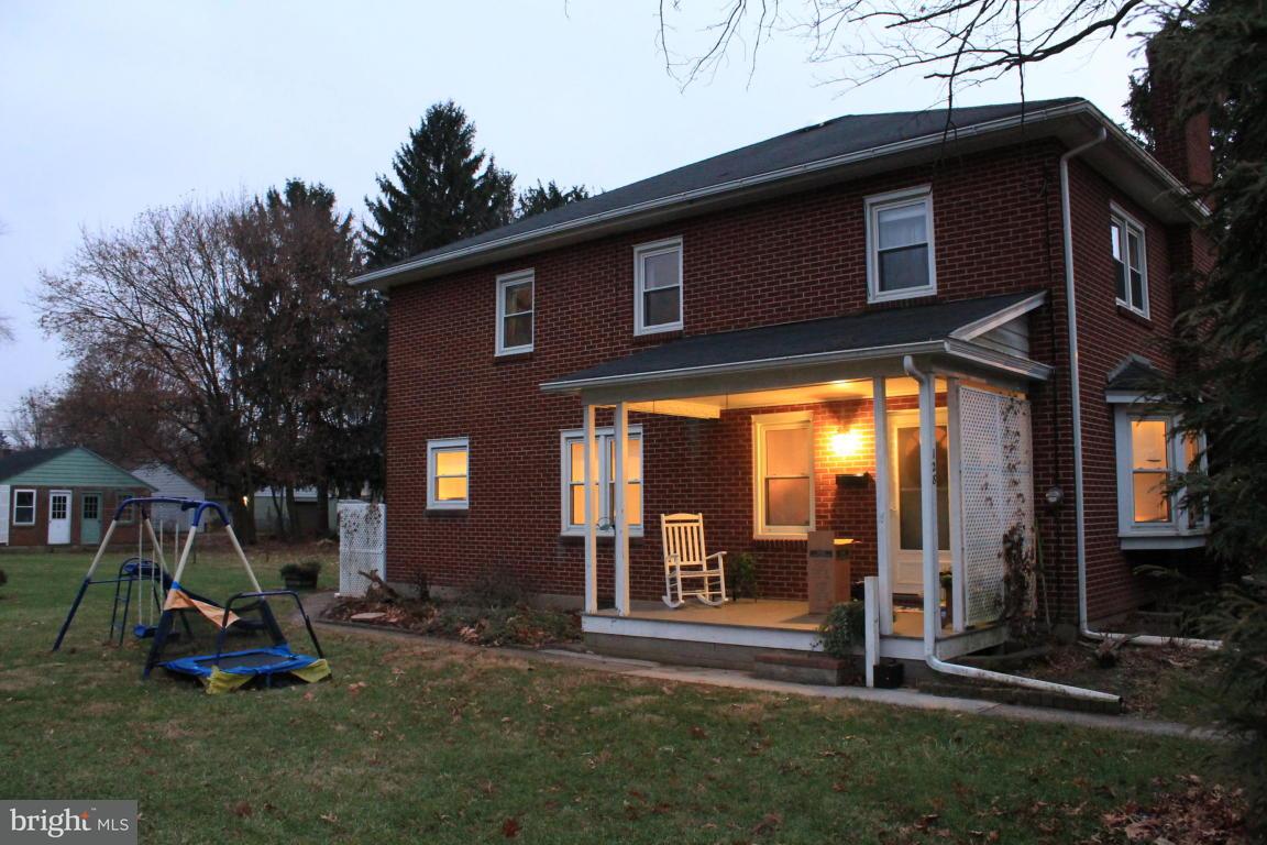 128 Market Street Lititz, PA 17543 - Photo 1 of 17 Gallery Image 1