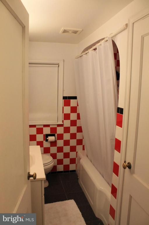 128 Market Street Lititz, PA 17543 - Photo 11 of 17 Gallery Image 11