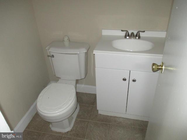 8002 Sandy Spring Road Laurel, MD 20707 - Photo 9 of 23 Bath