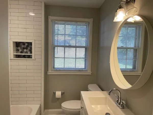 $2,400 | 3634 Cowden Avenue, Memphis, TN 38111