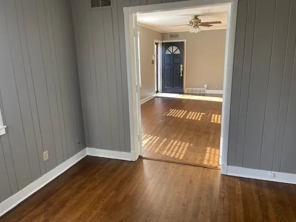 $2,400 | 3634 Cowden Avenue, Memphis, TN 38111