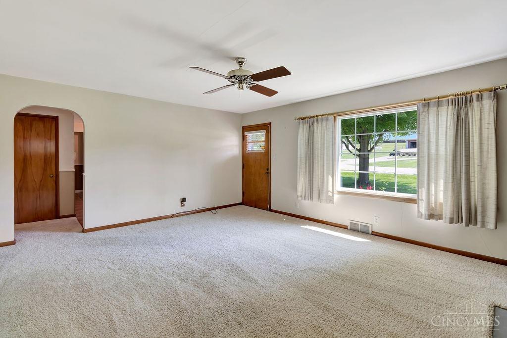 4297 Shaker Road Franklin, OH 45005 - Photo 8 of 44 Gallery Image 8