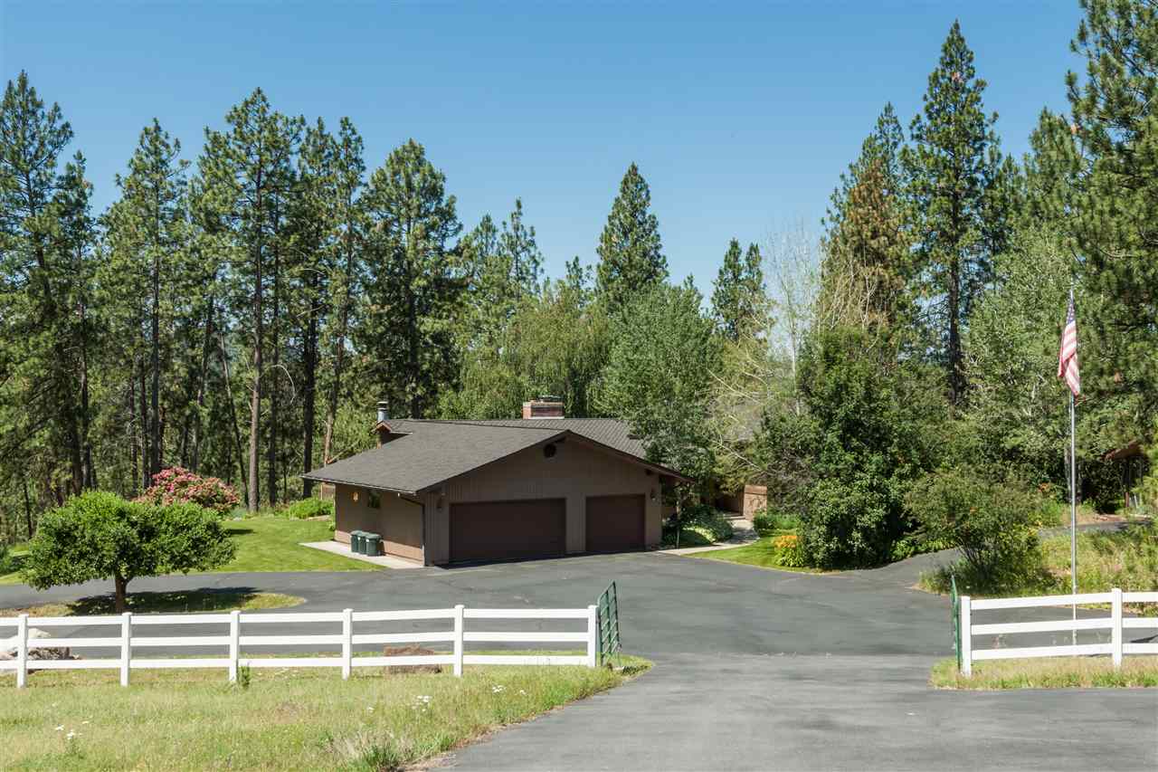 13005 South Valley Chapel Road Valleyford, WA 99036 - Photo 2 of 20 Gallery Image 2