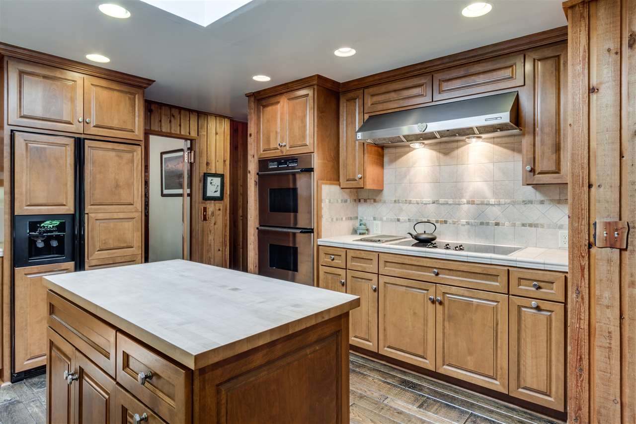13005 South Valley Chapel Road Valleyford, WA 99036 - Photo 4 of 20 Gallery Image 4