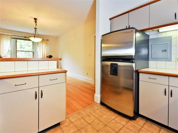 15 Claflin Road, Unit 3 Brookline, MA 02445 - Photo 17 of 26