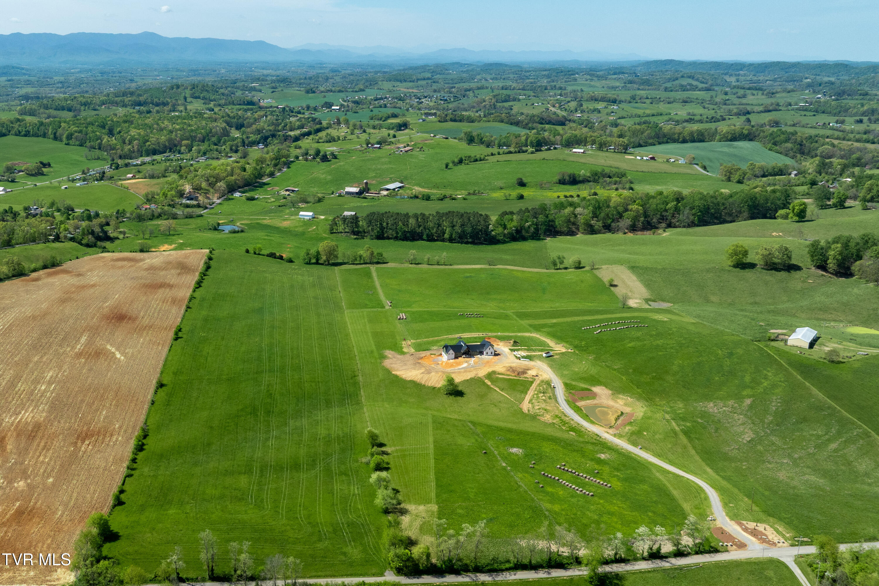 17 Saylor Hill Road Limestone, TN 37681 - Photo 1 of 32 Saylor
