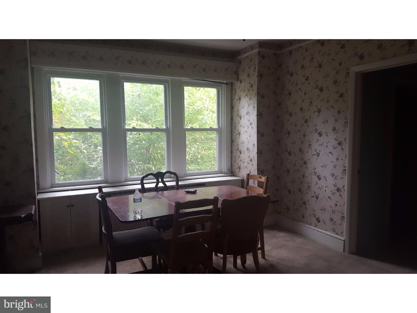 2535 Dutton Mill Road Aston, PA 19014 - Photo 3 of 24 Dining Room