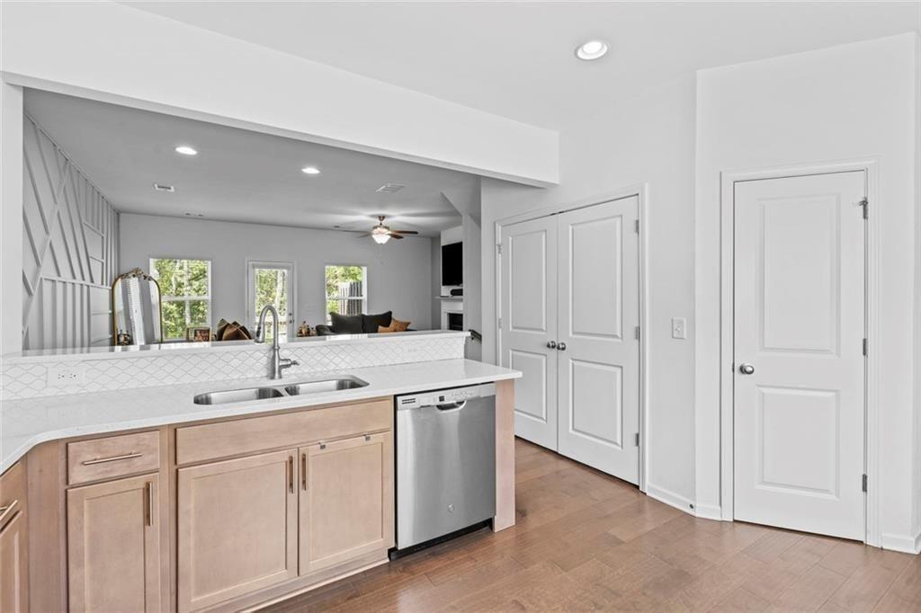 899 Society Atlanta, GA 30331 - Photo 11 of 41