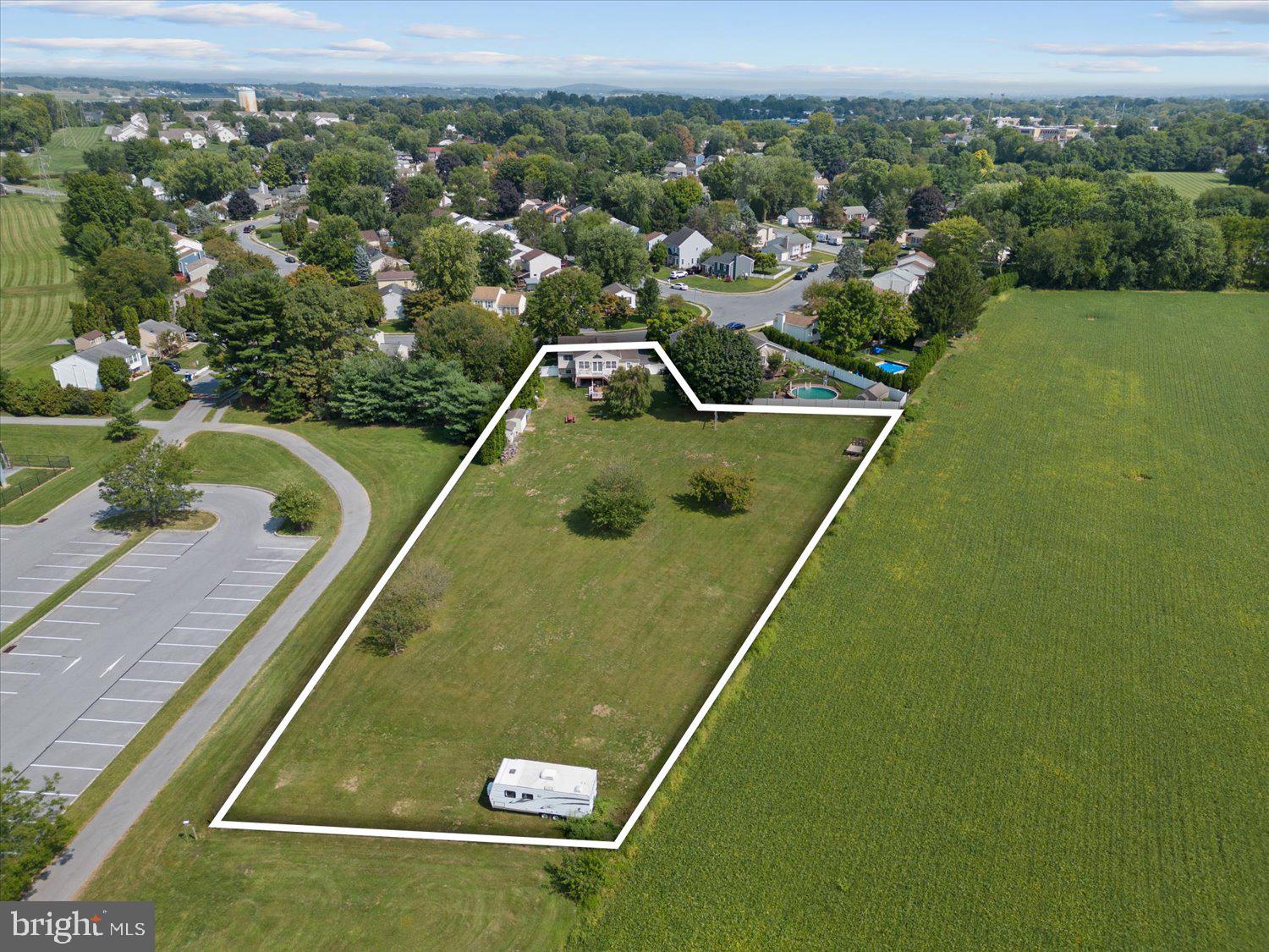 220 Derbyshire Road Lancaster, PA 17601 - Photo 37 of 40 Lot lines from Areal view