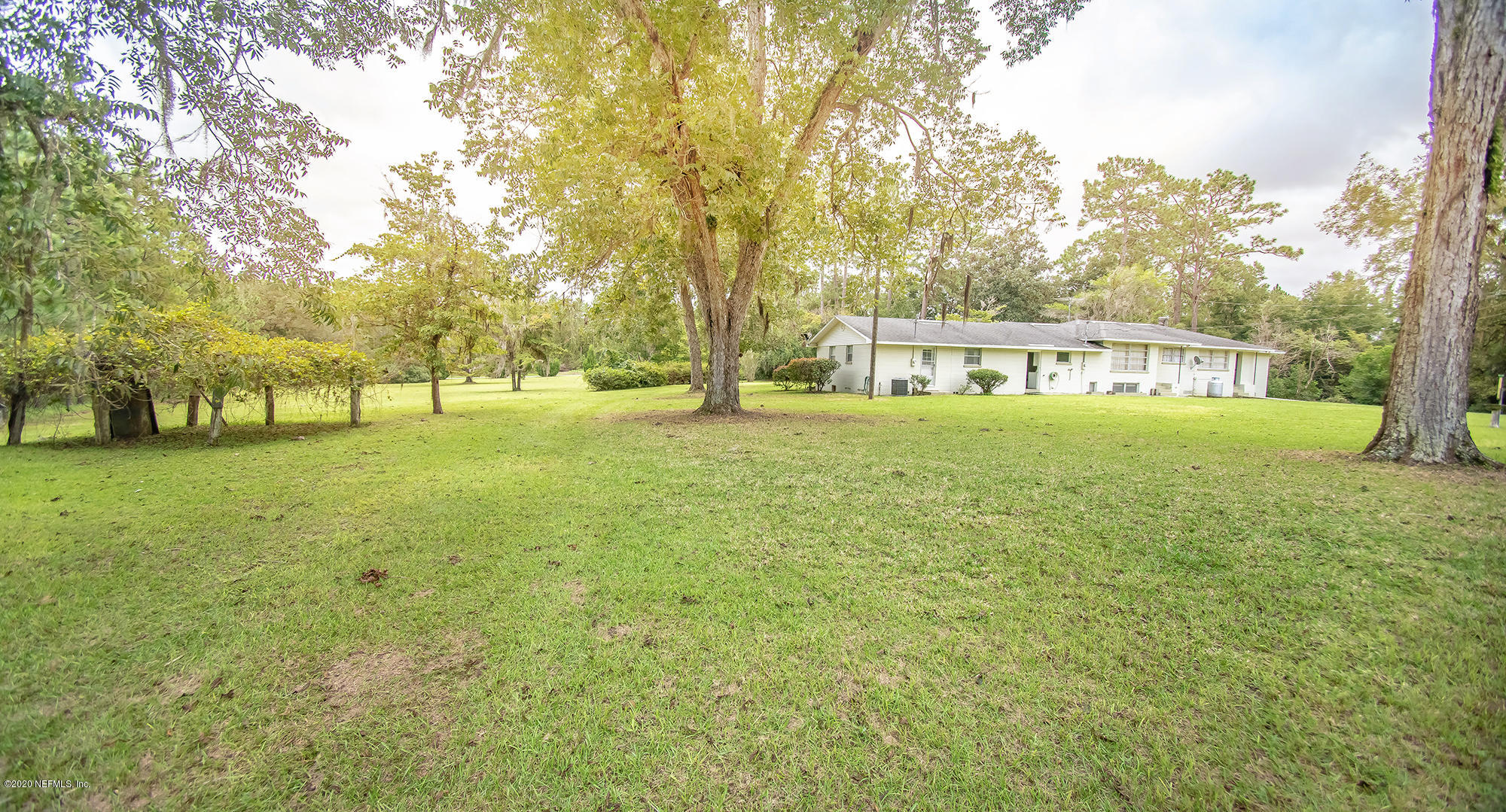 281105 Trigg Road Hilliard, FL 32046 - Photo 6 of 41 a view of an outdoor space with yard