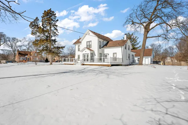 $370,000 | 288 West Commercial Avenue, Lowell, IN 46356