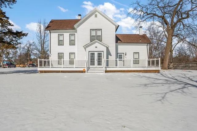 $370,000 | 288 West Commercial Avenue, Lowell, IN 46356