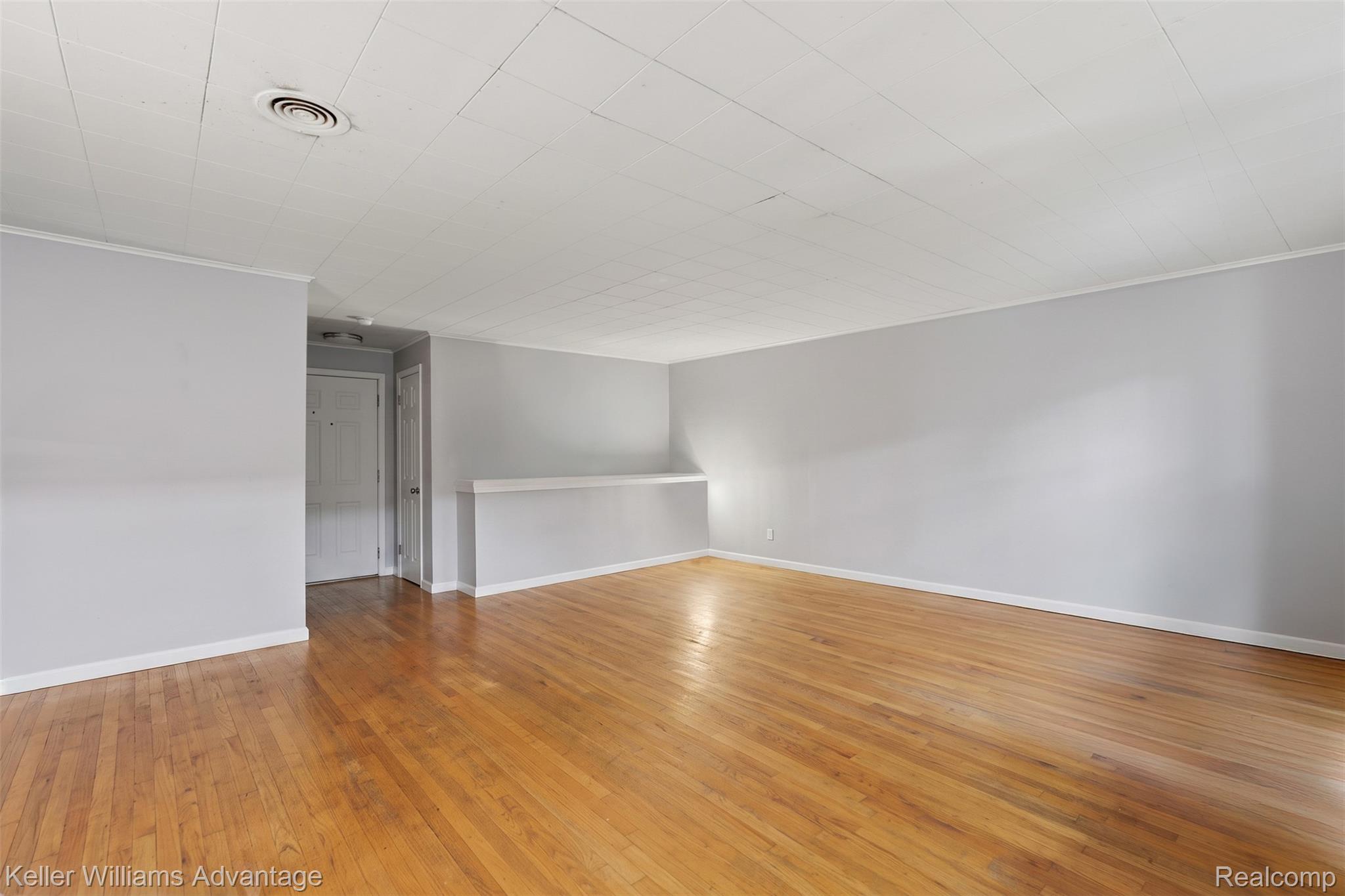 23589 Van Born Road Taylor, MI 48180 - Photo 64 of 77 23589 van born rd-79.jpg