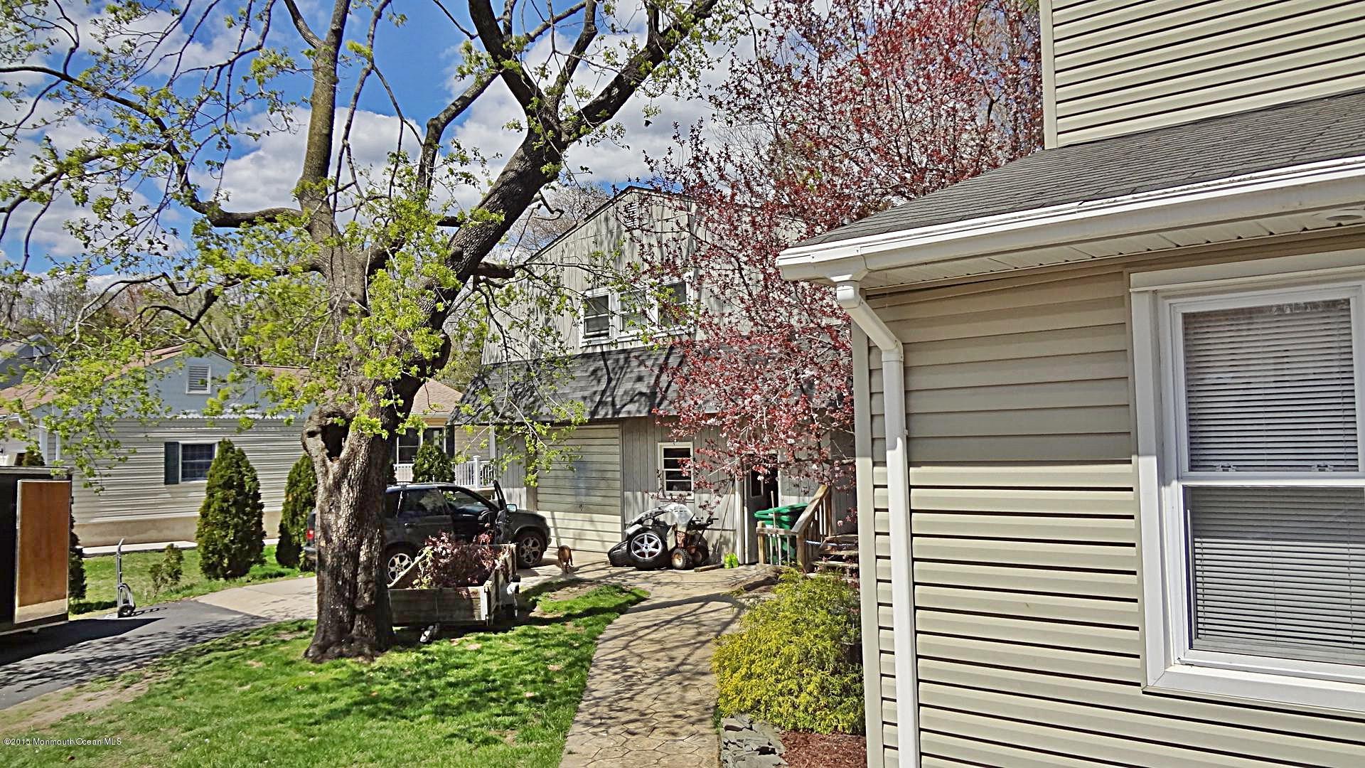 148 White Road Jackson, NJ 08527 - Photo 3 of 19 Looking at Garage -J