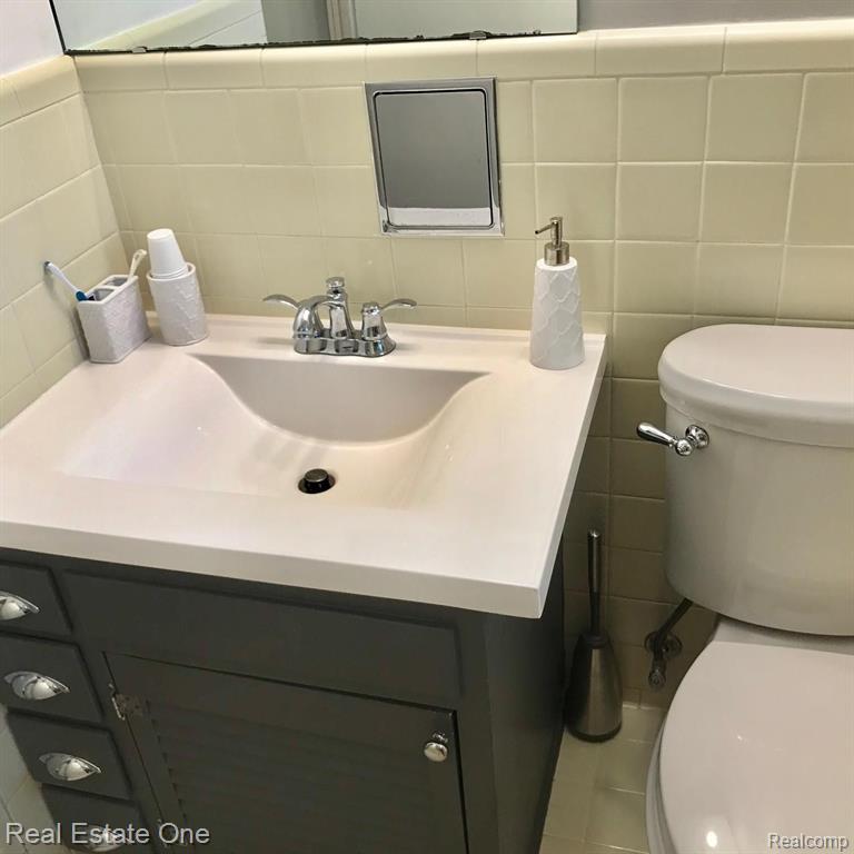 865 Viewland Drive Rochester Hills, MI 48309 - Photo 50 of 90