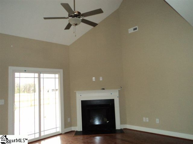 101 Springwater Court Easley, SC 29642 - Photo 9 of 23 Gallery Image 9