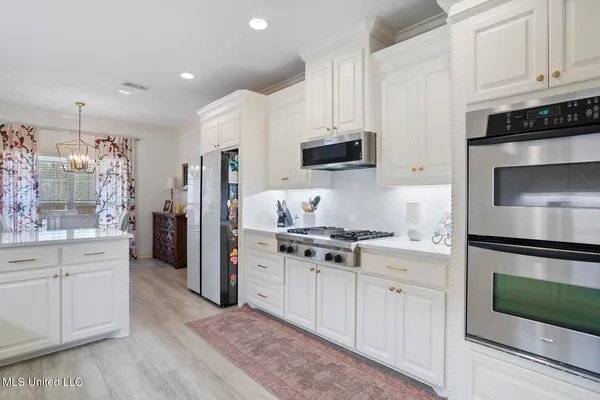 $498,900 | 300 Deer Hollow, Brandon, MS 39047
