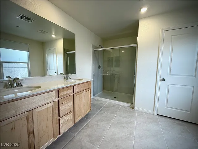 $2,795 | 9961 Locking Biner Avenue, Las Vegas, NV 89166