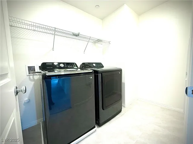 $2,795 | 9961 Locking Biner Avenue, Las Vegas, NV 89166