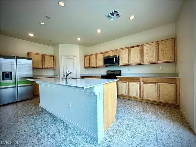 $2,795 | 9961 Locking Biner Avenue, Las Vegas, NV 89166