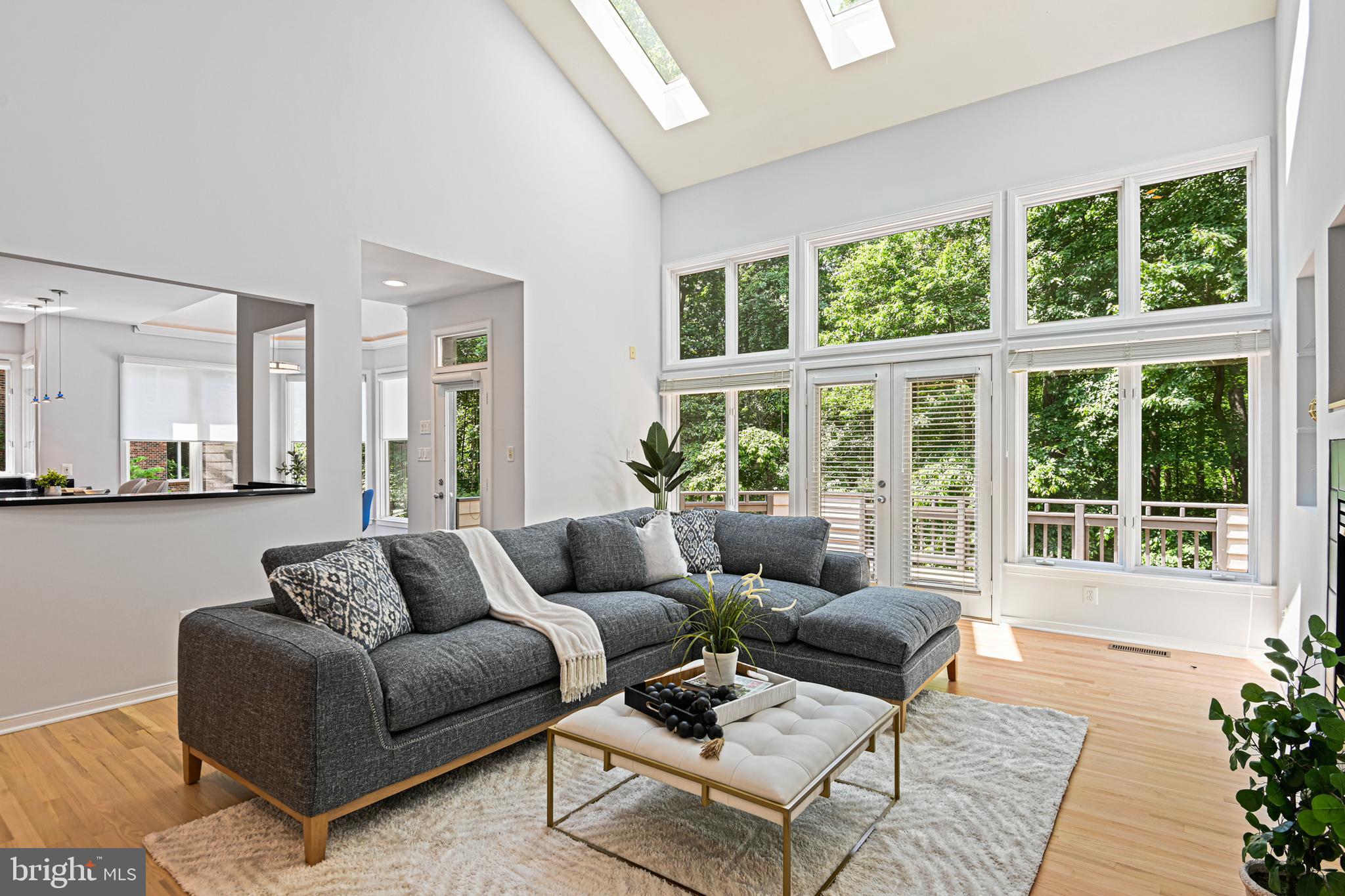 11217 Bright Pond Lane Reston, VA 20194 - Photo 12 of 72 Family room and kitchen adjoin