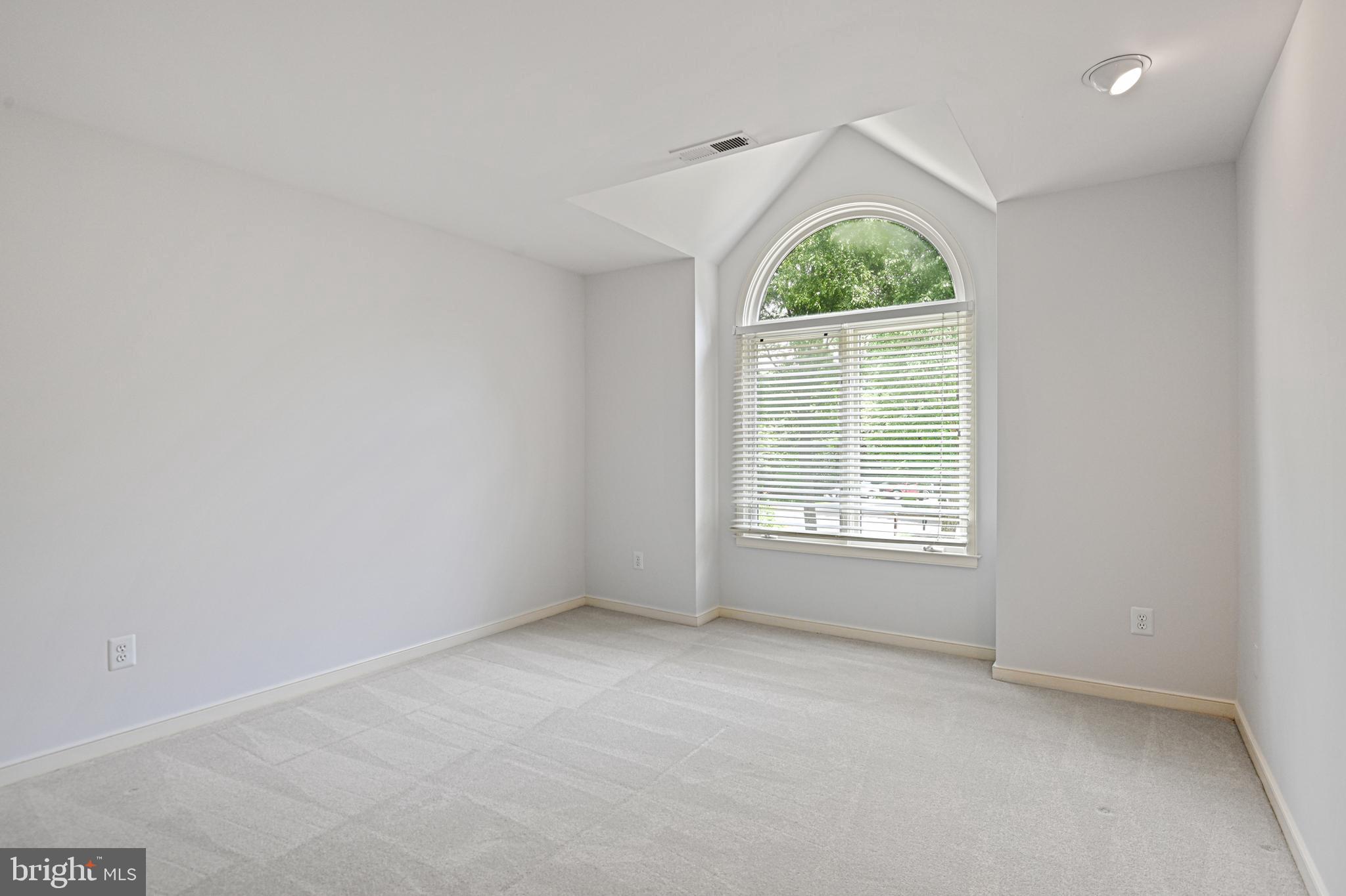 11217 Bright Pond Lane Reston, VA 20194 - Photo 34 of 72 Large front bedroom #2