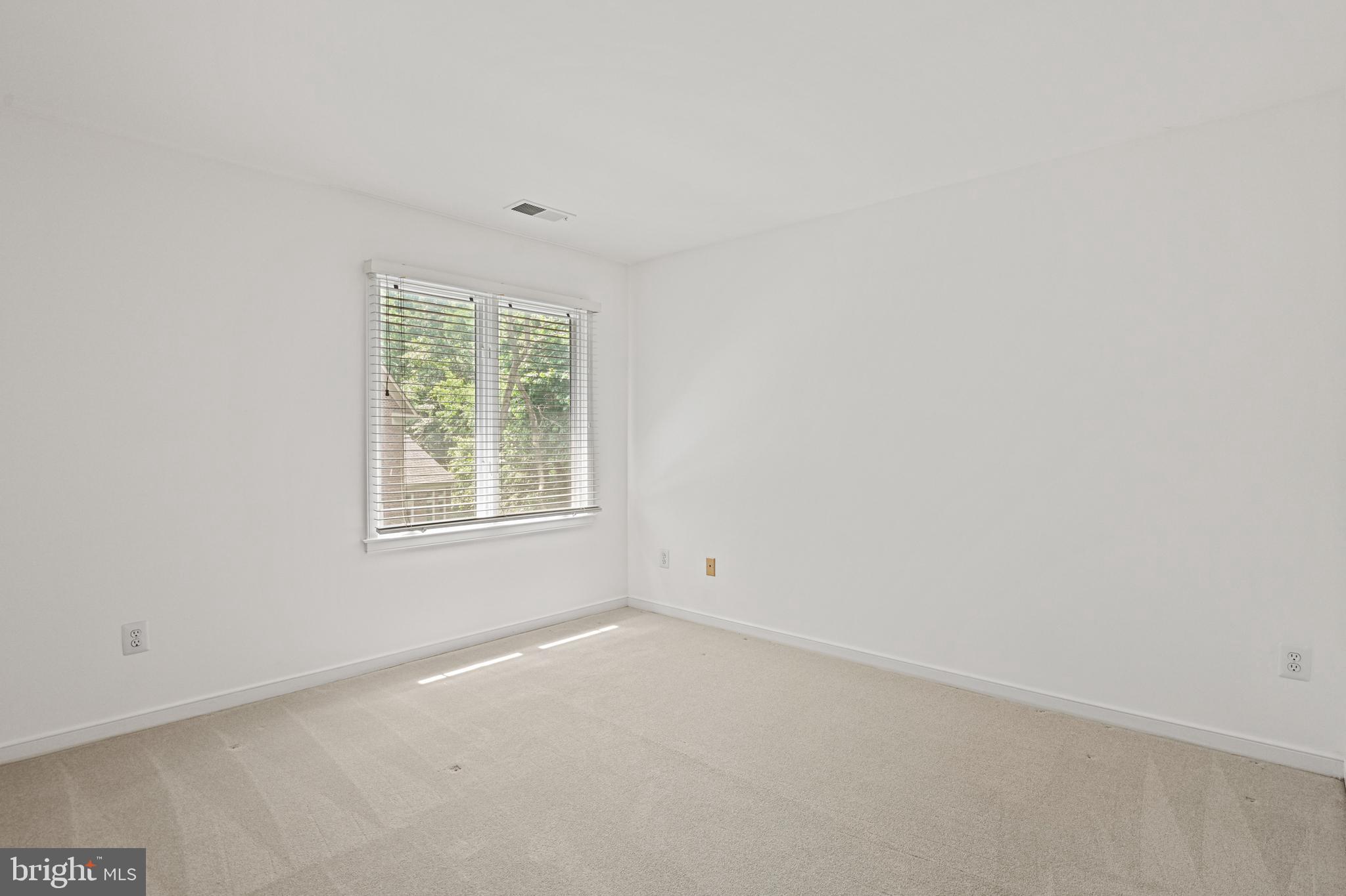 11217 Bright Pond Lane Reston, VA 20194 - Photo 36 of 72 Spacious bedroom #3