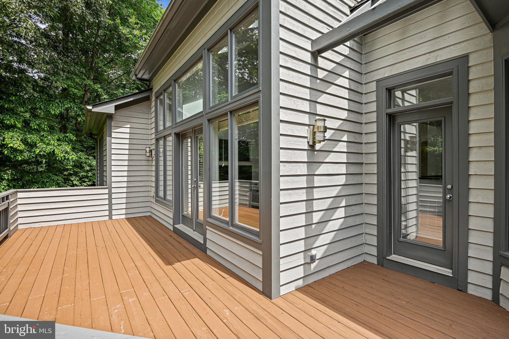 11217 Bright Pond Lane Reston, VA 20194 - Photo 55 of 72 Back of the house