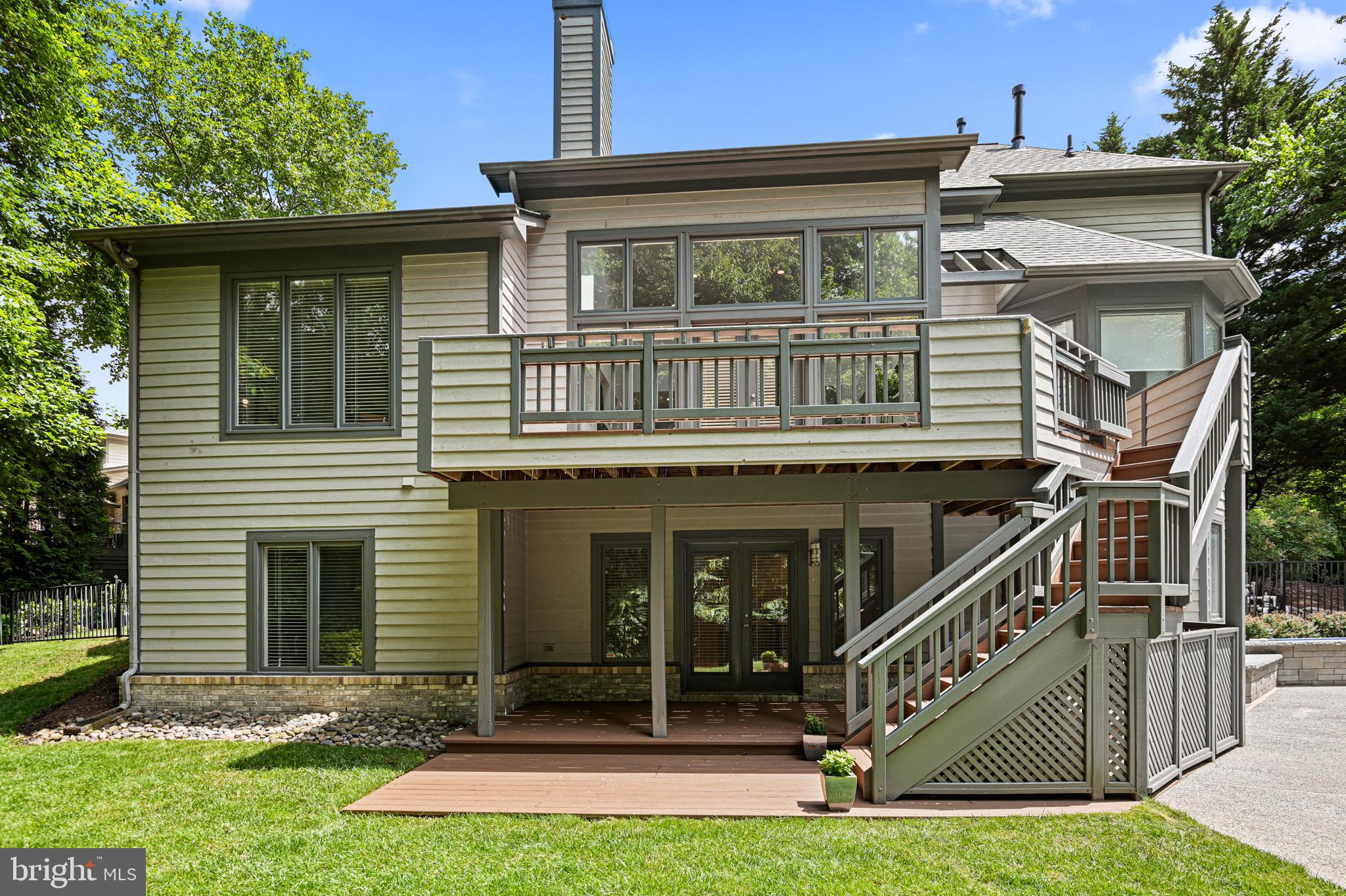 11217 Bright Pond Lane Reston, VA 20194 - Photo 58 of 72 View of the back of the house
