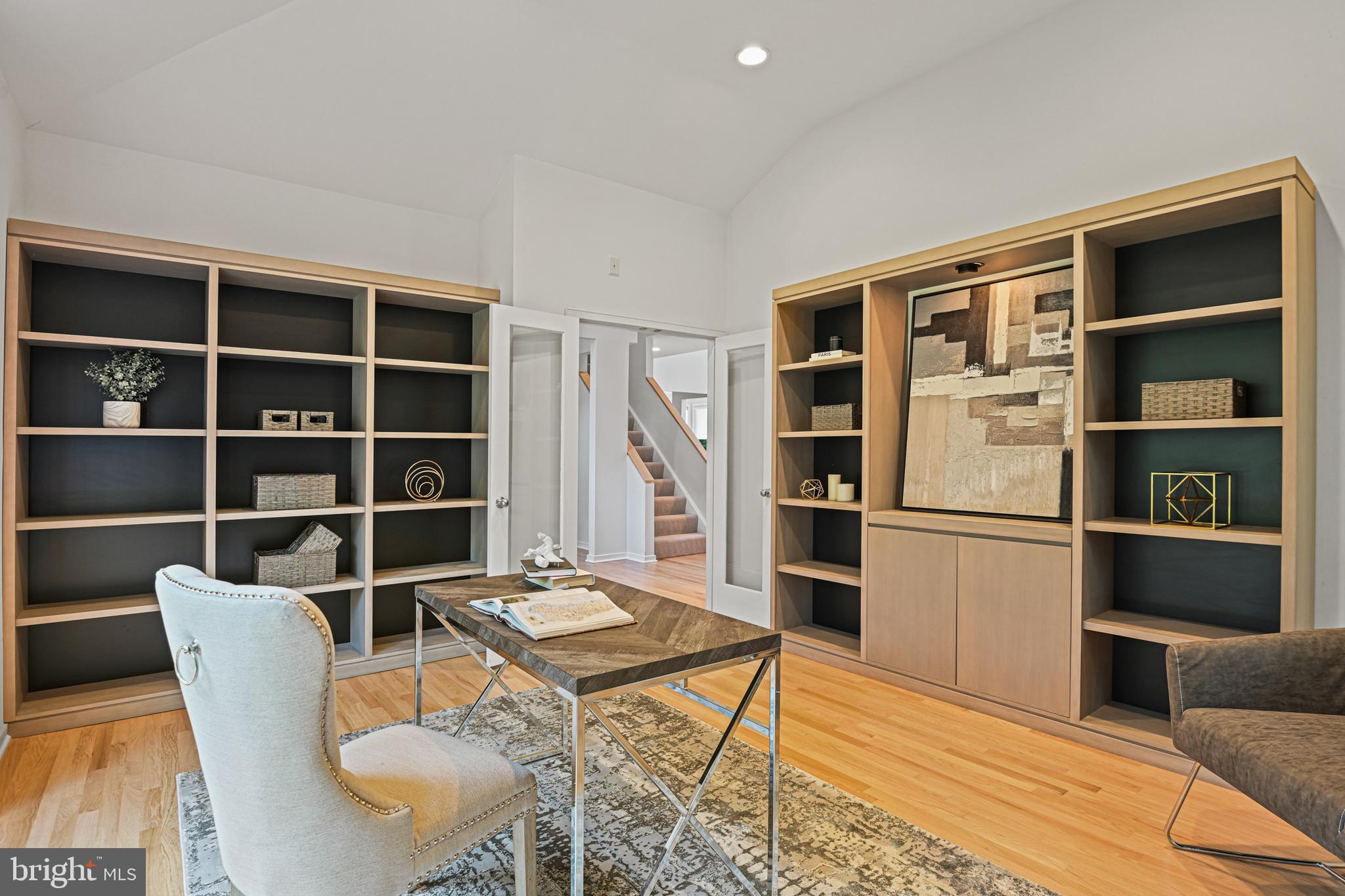 11217 Bright Pond Lane Reston, VA 20194 - Photo 7 of 72 Also can be used as a formal living room