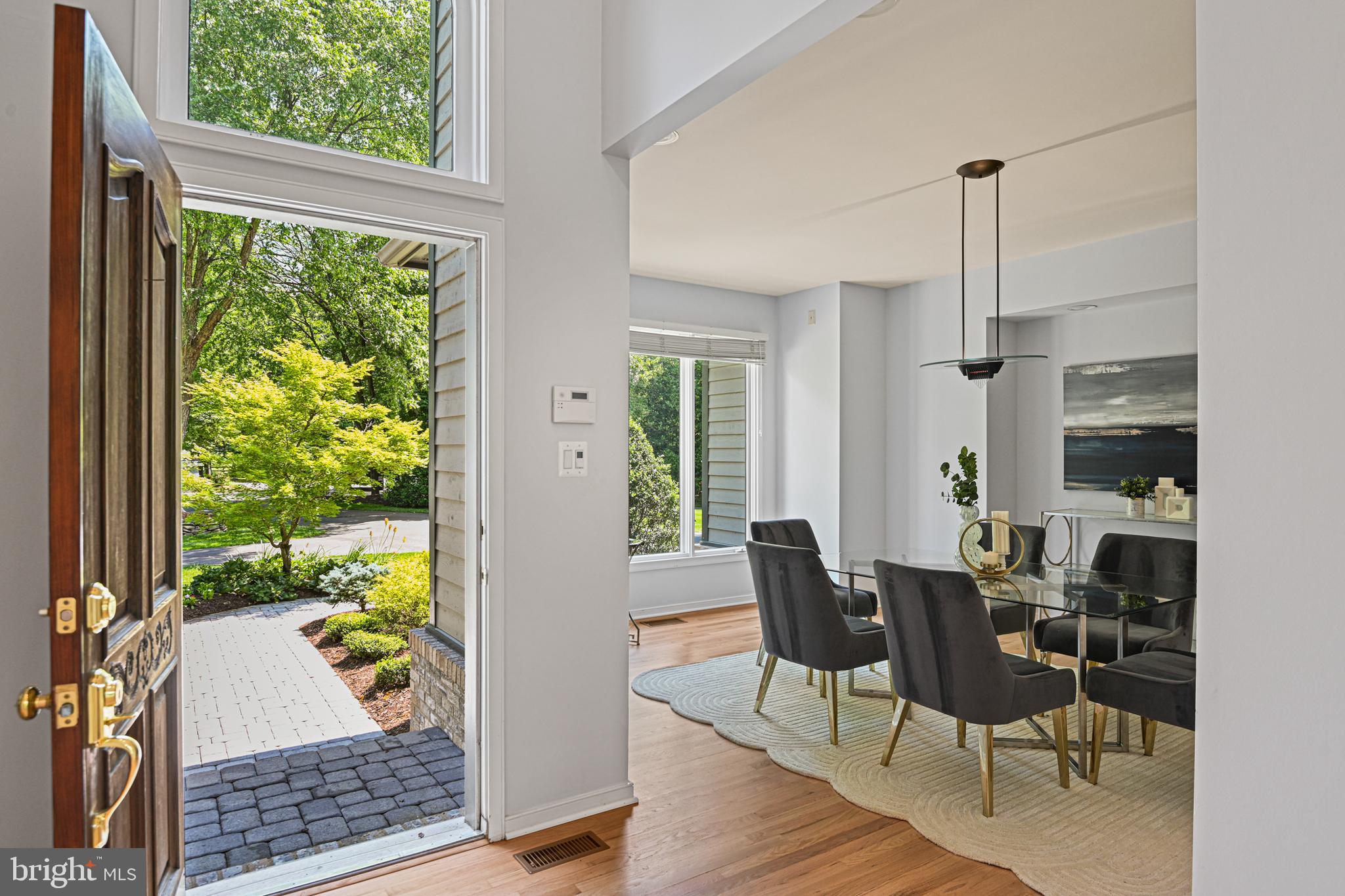 11217 Bright Pond Lane Reston, VA 20194 - Photo 8 of 72 Dining room is bright and warm
