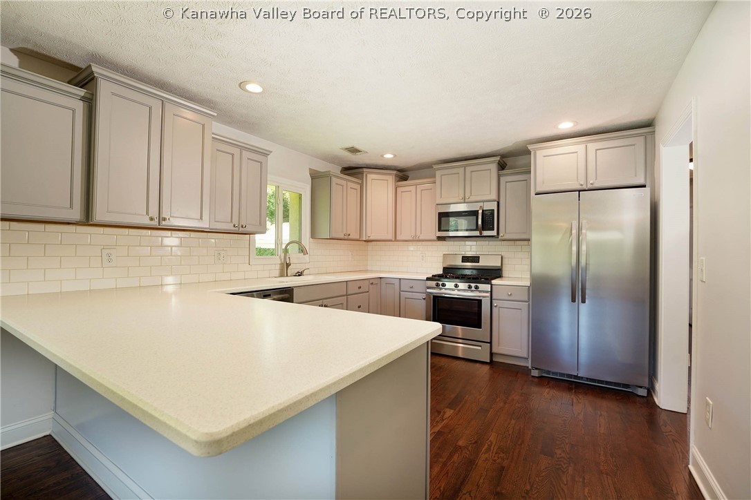 3300 Highway 34 Winfield, WV 25213 - Photo 8 of 29 Gallery Image 8