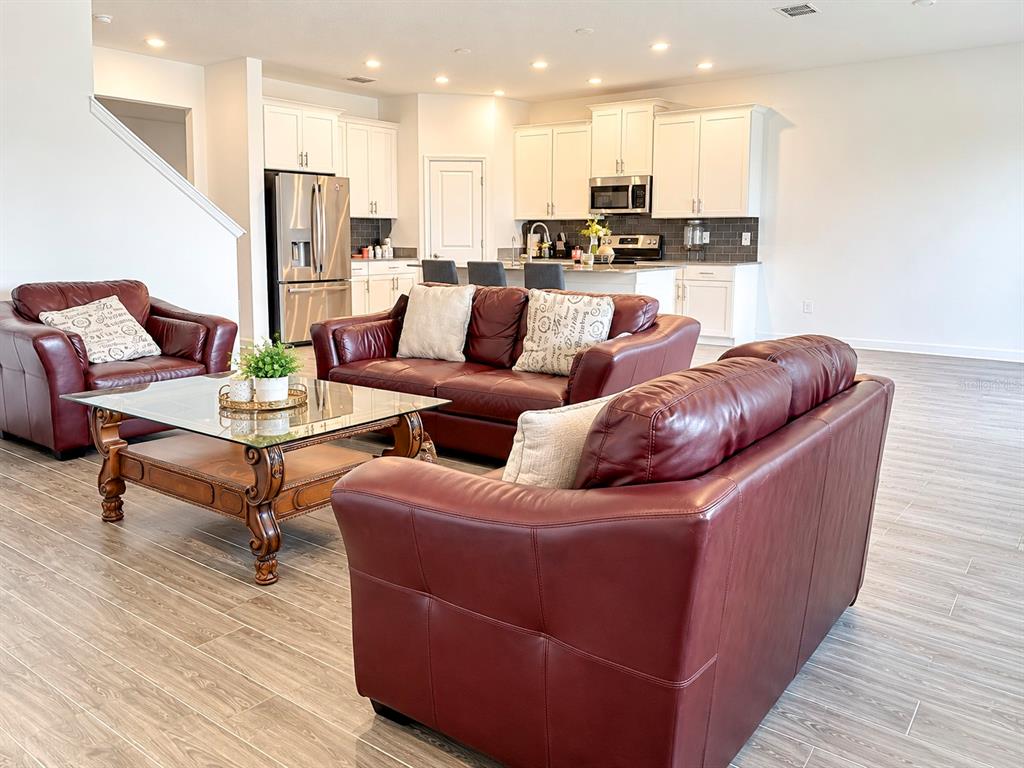 1771 Good Neighbor Loop Kissimmee, FL 34744 - Photo 3 of 11 Gallery Image 3