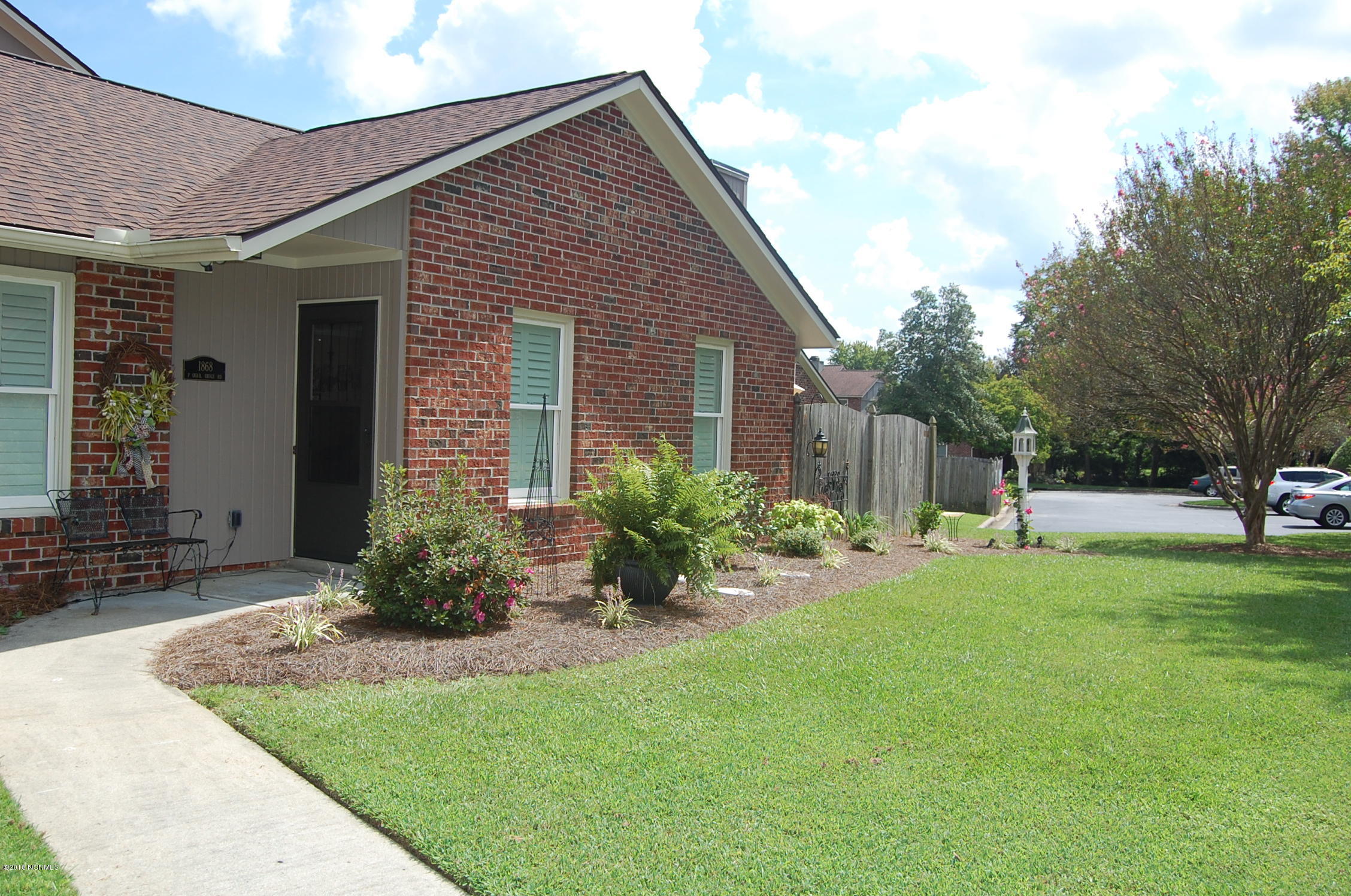 1868 Quail Ridge Road, Unit F Greenville, NC 27858 - Photo 5 of 34 DSC_0019