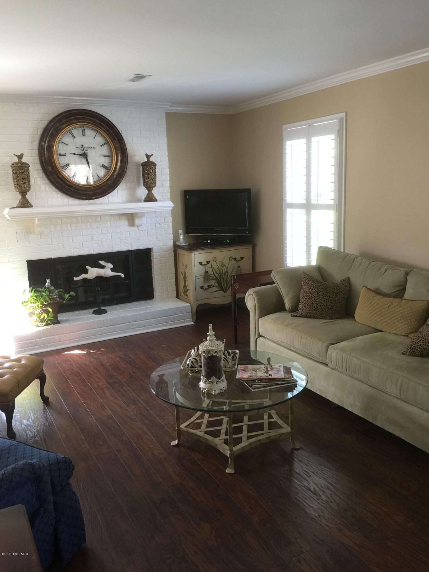 1868 Quail Ridge Road, Unit F Greenville, NC 27858 - Photo 6 of 34 IMG_2653