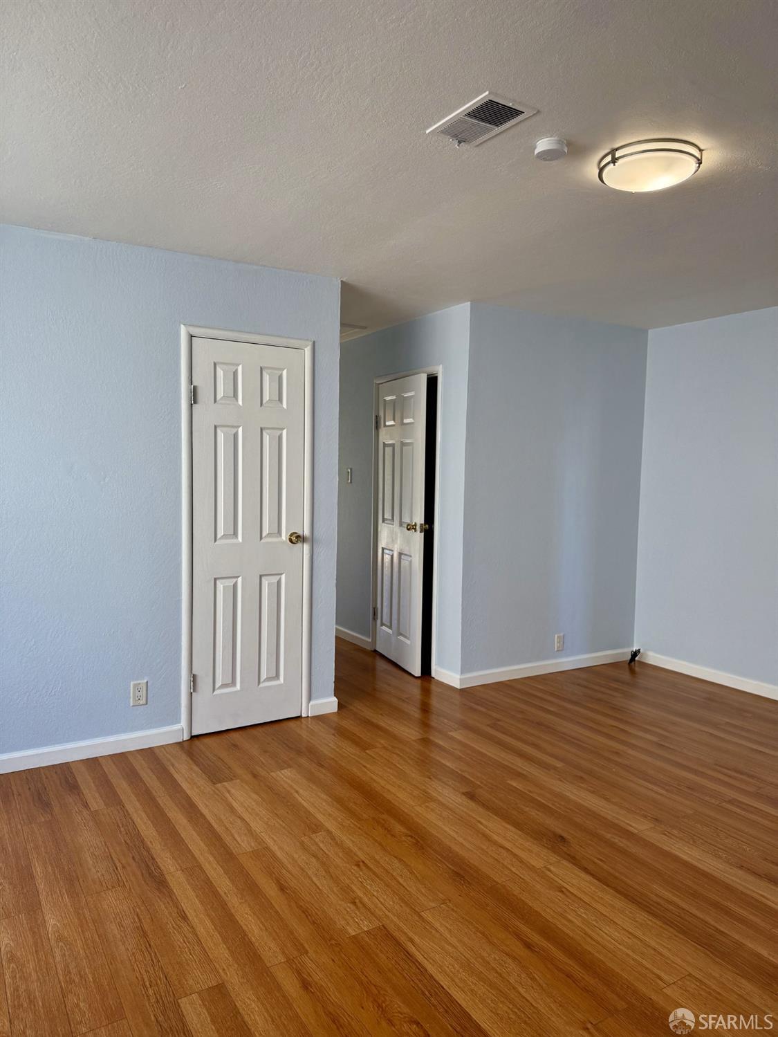 45 Spruce Street Millbrae, CA 94030 - Photo 4 of 17