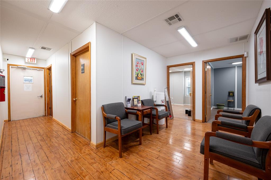 1813 North Dean Road Orlando, FL 32817 - Photo 9 of 35 a living room with furniture and a dining table